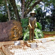 Sanots Dumont monument, Iguacu Falls, Brazilian side 2105.JPG
