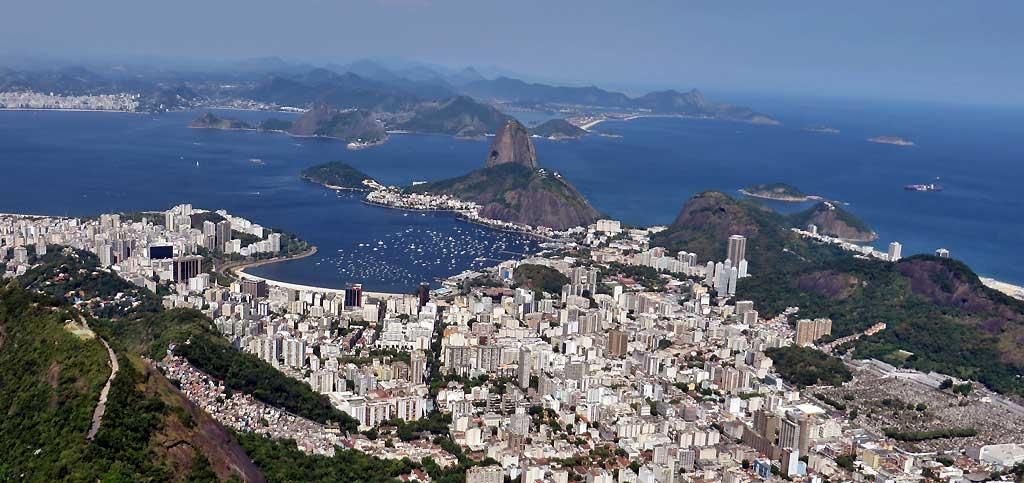Sugarloaf from Christ the Redeemer 2382