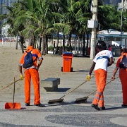 Sweeping Copacabana Beach each morning 2240.JPG