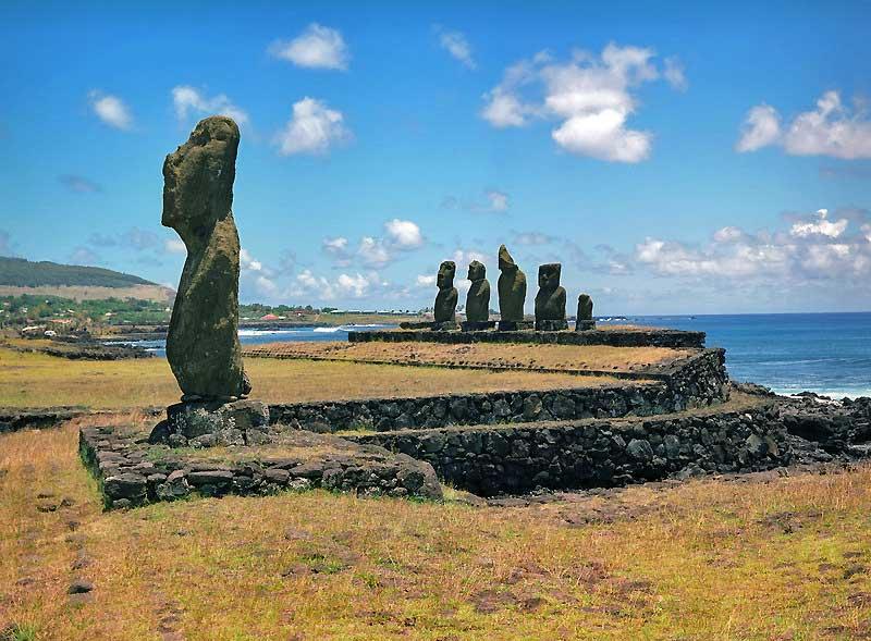 Ahu Tahai, Easter Island Chile 2210443