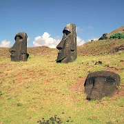 Easter Island, Chile 2236775.jpg