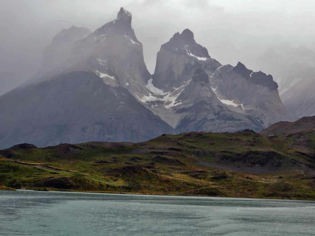 Cuernos del Paine from Lake Pehoe 0935