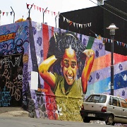 Valparaiso graffiti, Chile 907.jpg