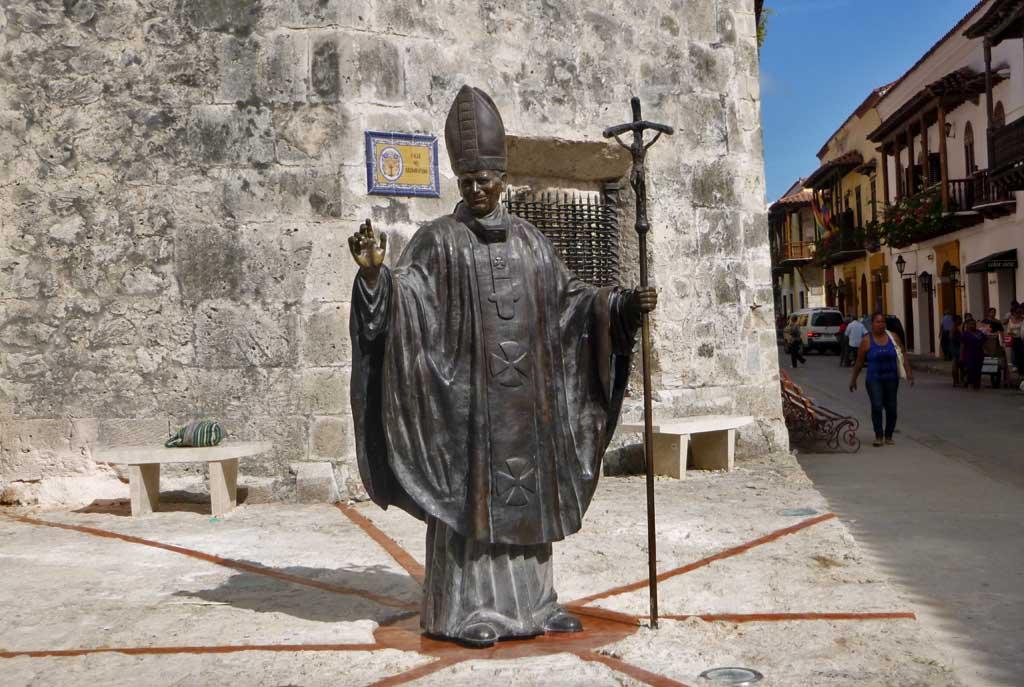 Monument to visit of Pope John Paul II, Cartagena 007