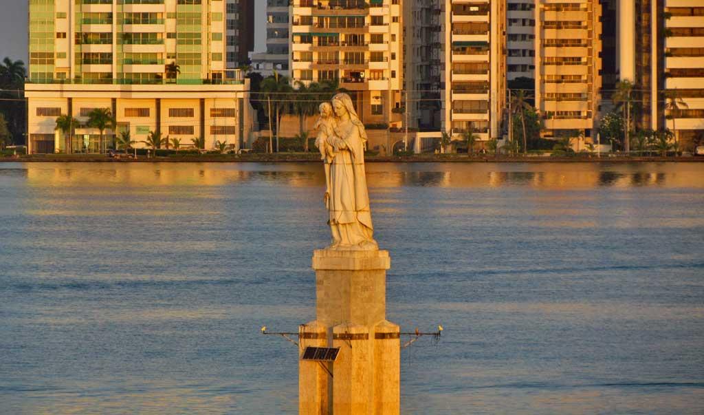 Virgin Carmen statue in the harbor, Cartagena 5659