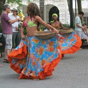 Performers in Plaza Santo Domingo, Cartagena 13.jpg