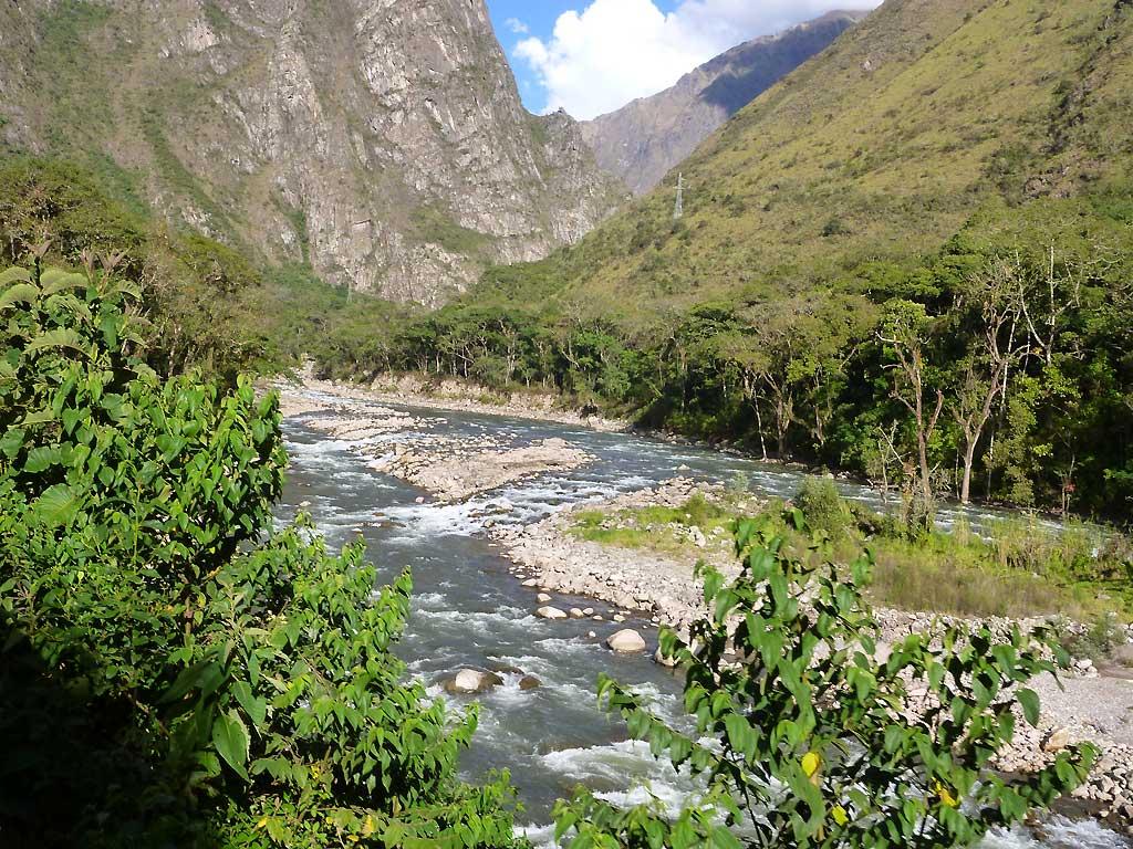 Urubamba River near Aguas Calientes 105