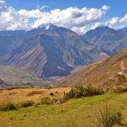 Sacred Valley of the Urubamba River, near Chinchero 127.jpg