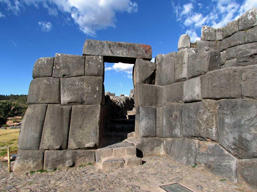 Sacsayhuaman, Inca Ruins above Cusco 105
