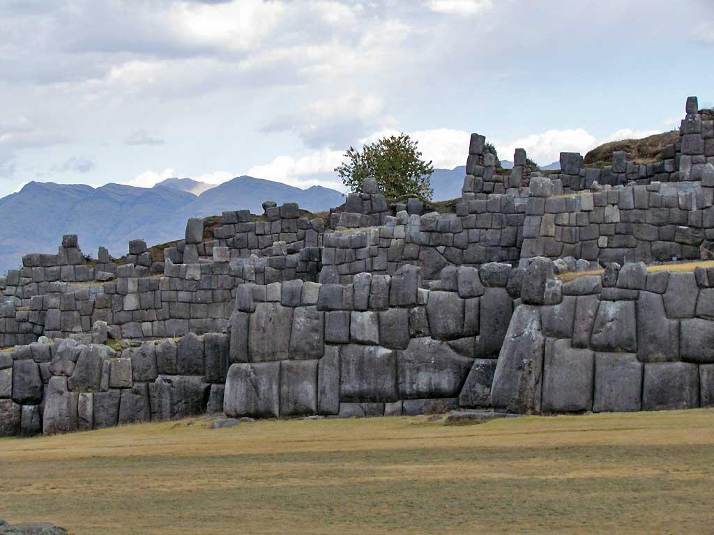 Sacsayhuaman, Inca Ruins above Cusco 114