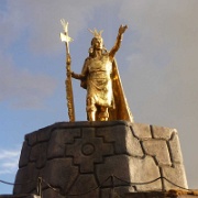 Inca statue in the Plaza de Arma,Cusco 151.jpg