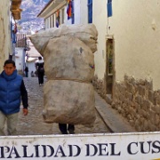 Working hard, Cusco 148.jpg