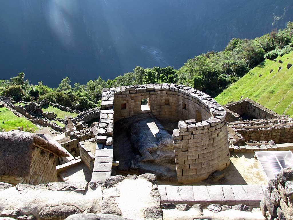 Temple of the Sun or Torreon, Machu Picchu 3472