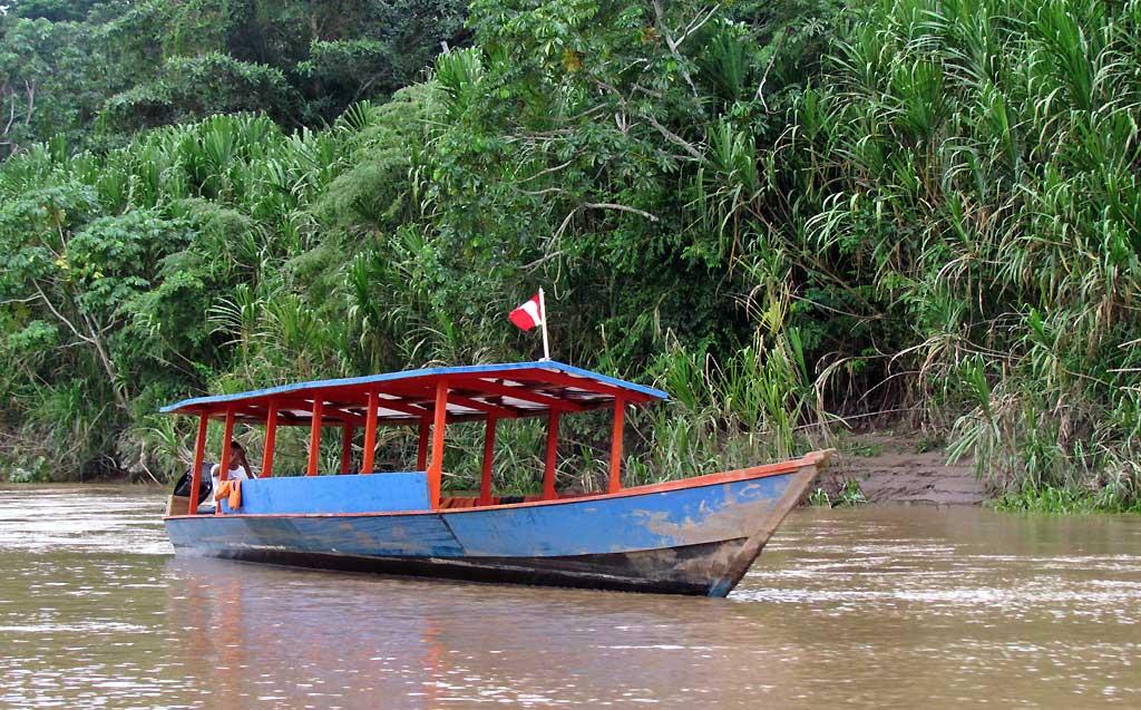 Local transportation, Tambopata River 104