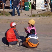 Children, Puno harbor 150.jpg