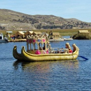 Reed boat, Uros Islands, Lake Titicaca 106.jpg