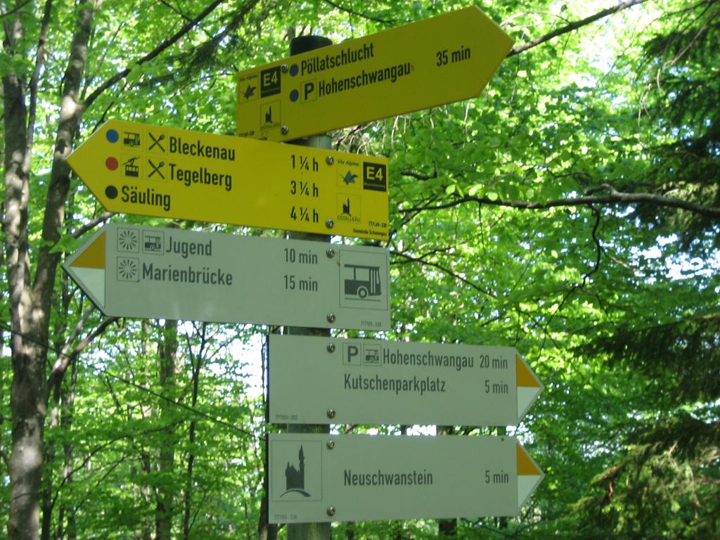 Too many signs, Neuschwanstein, Germany 2